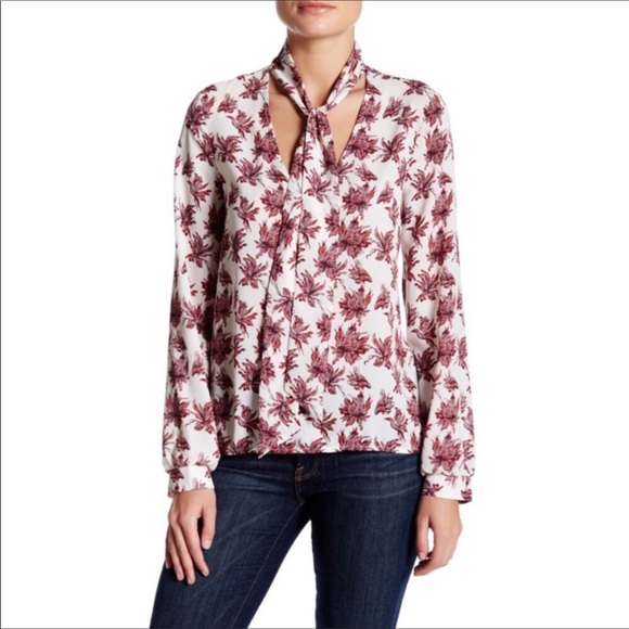 Astr The Label Blouse Floral Red White Long Sleeve Scarf Neck - Picture 1 of 7